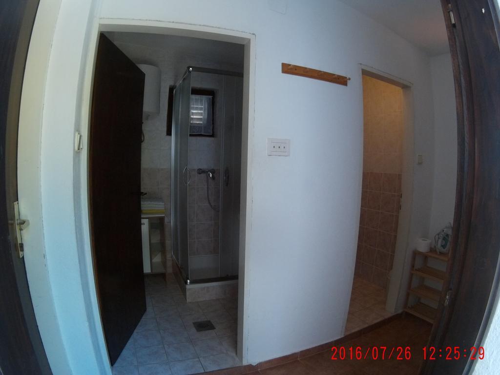 Apartman Luburic Pinezici  Luaran gambar